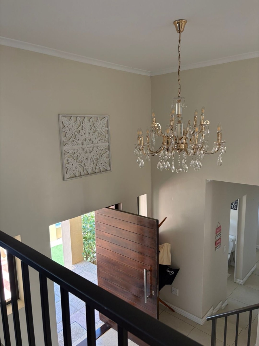 4 Bedroom Property for Sale in Flamingo Vlei Western Cape